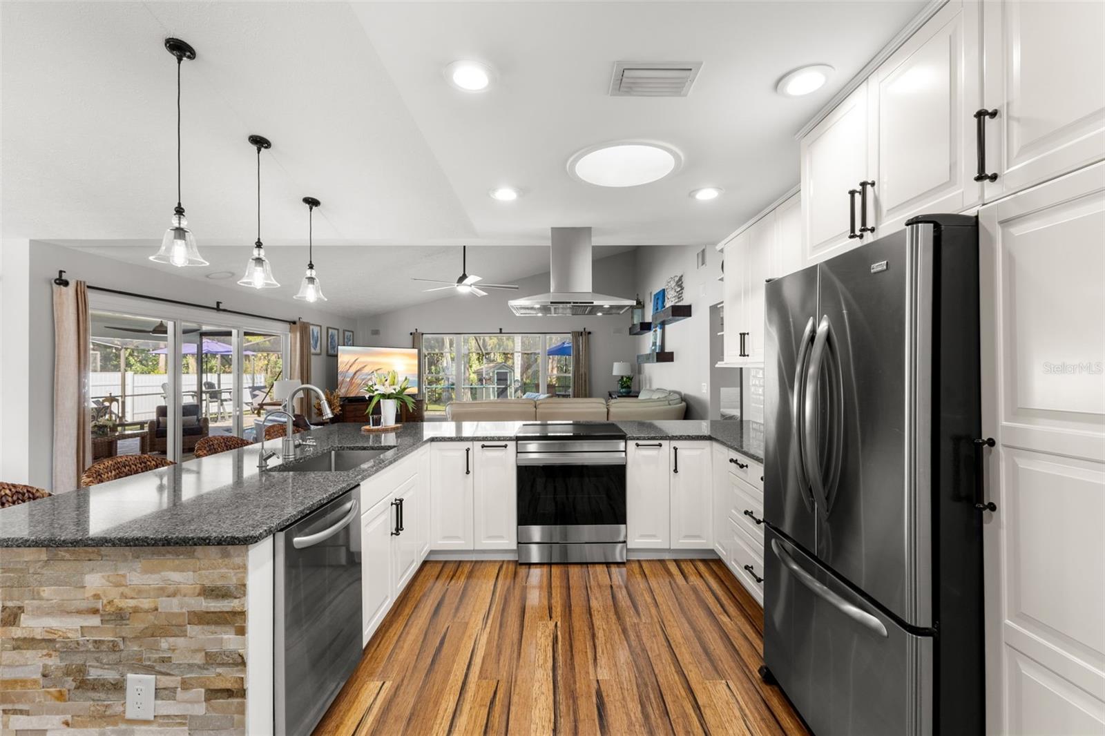 EAGLEBROOK PH 2 - Residential