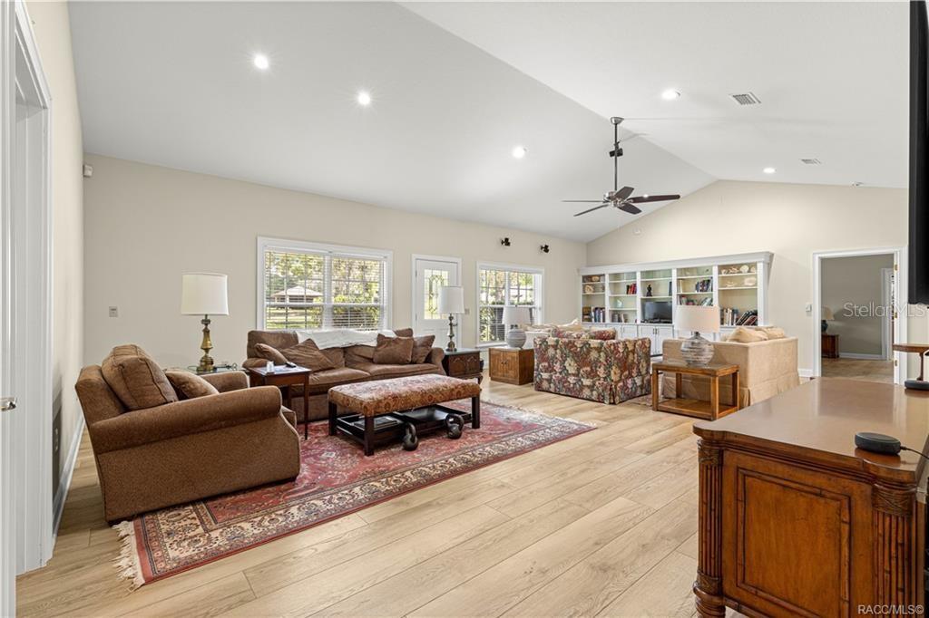 CITRUS HILLS 1ST ADD - Residential