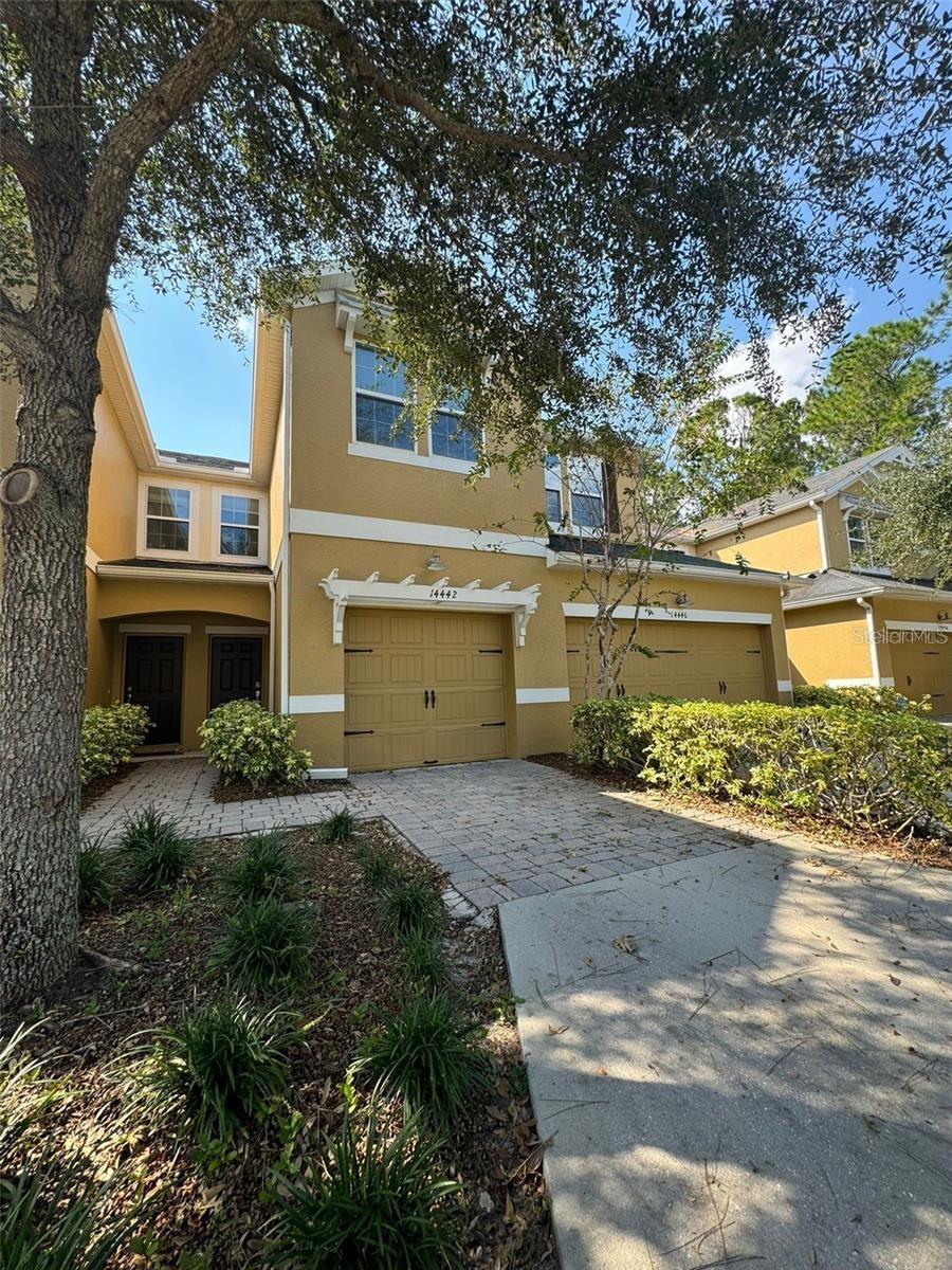 Casas a venda 2 - Jen Dantas 14442 DESERT HAVEN STREET 4305