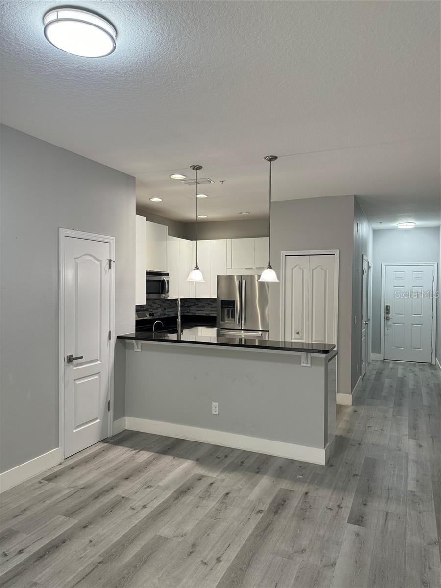 OASIS COVE/LAKESIDE VILLAGE PH VII - Residential