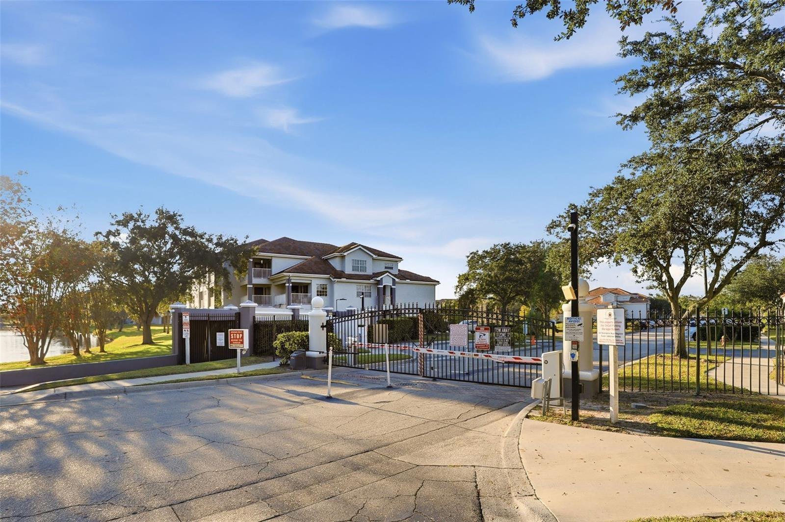 AUDUBON VILLAS AT HUNTER'S CREEK - Residential