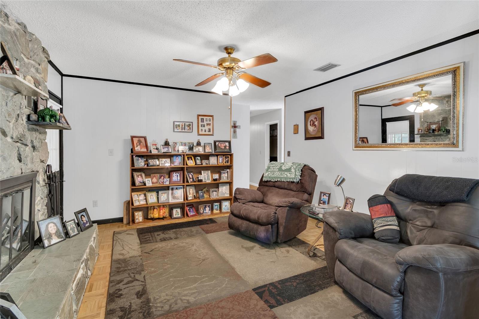 GOLFVIEW WEST - Residential