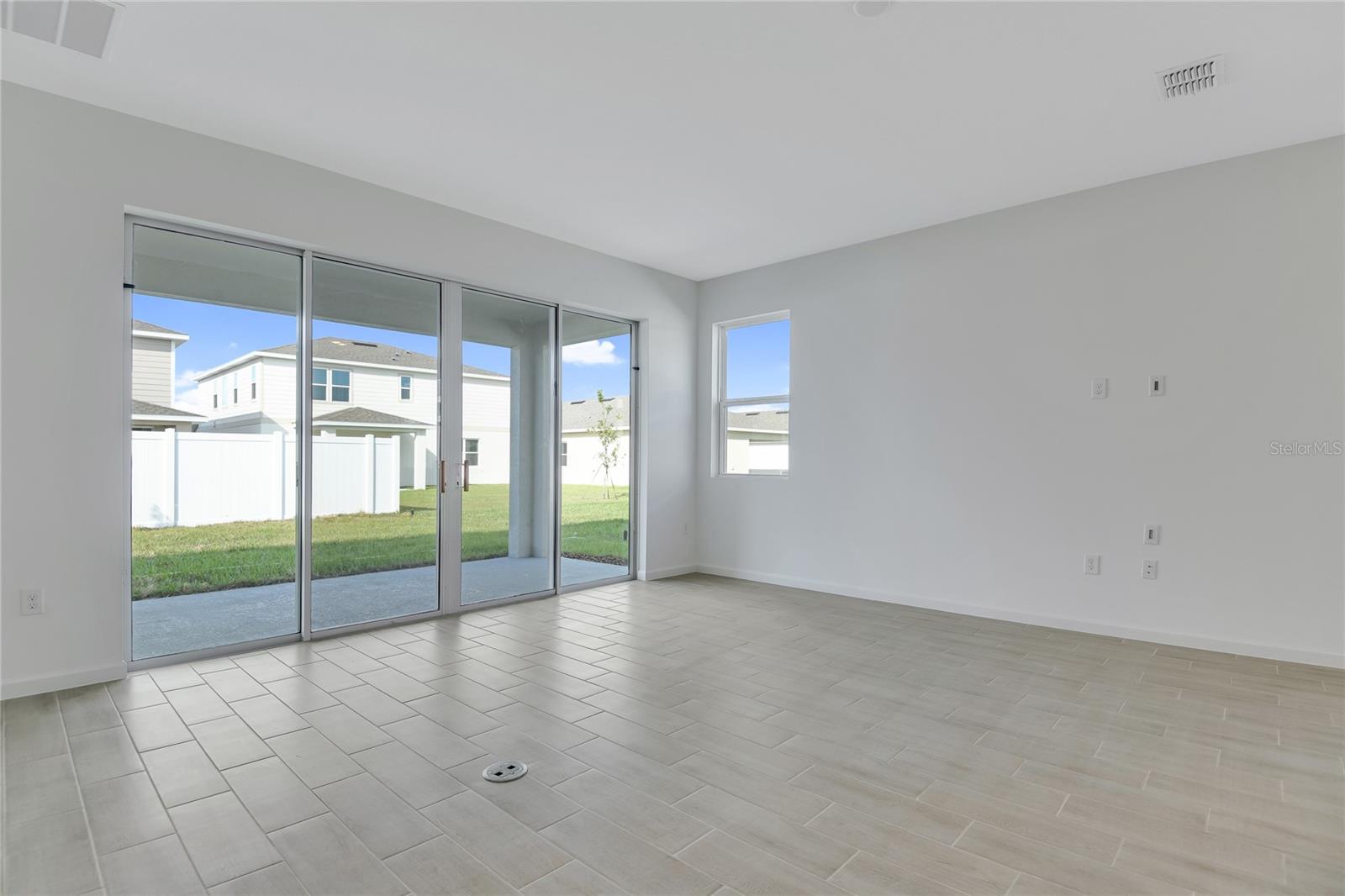 SEASONS AT ANNABELLE ESTATES - Residential