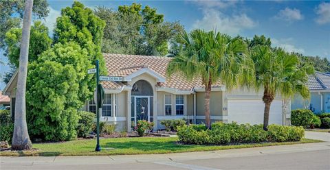 Single Family Residence in NORTH FORT MYERS FL 2001 CORONA DEL SIRE DRIVE.jpg