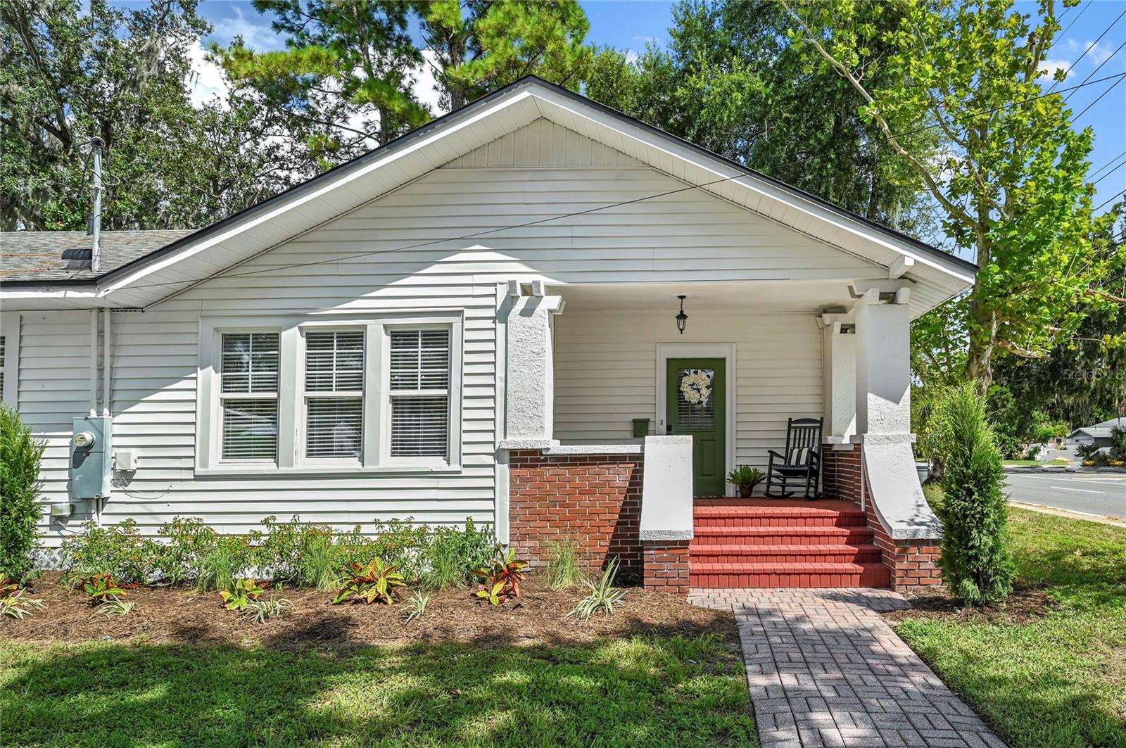 1 E PRINCETON STREET