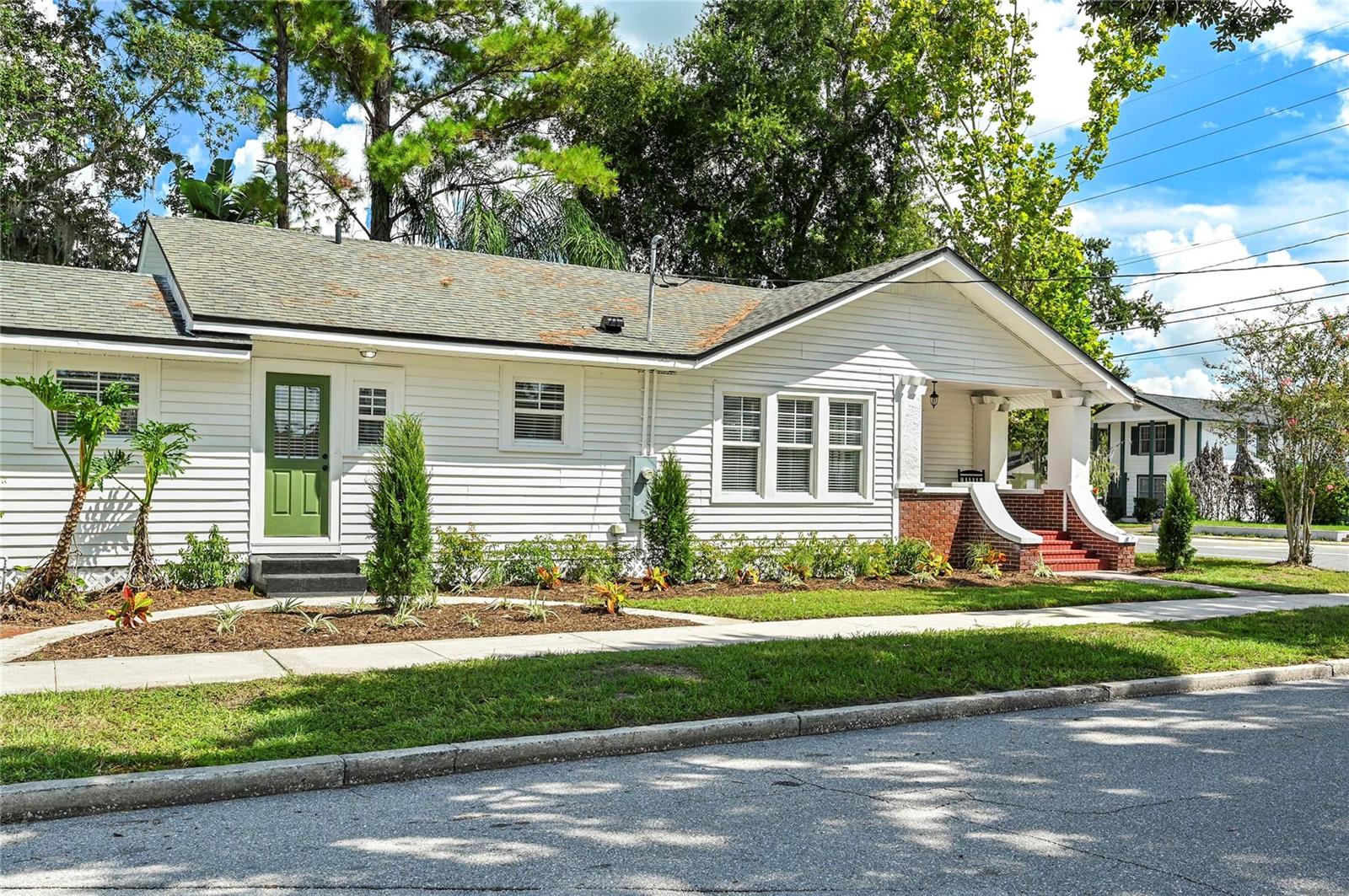 1 E PRINCETON STREET