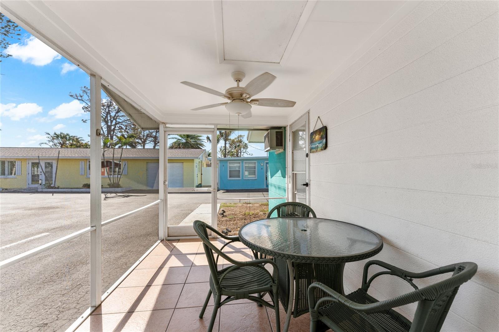 TIKI ON THE BAY - Residential