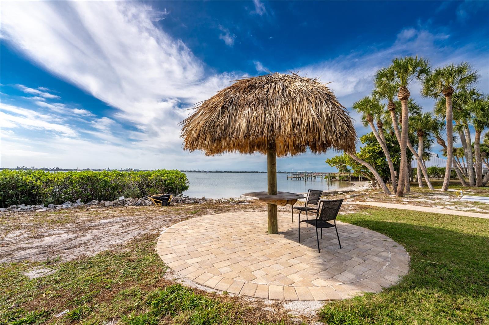 TIKI ON THE BAY - Residential