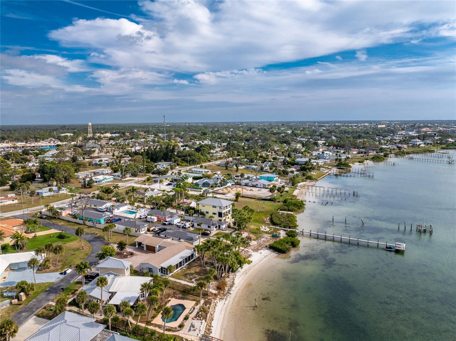 TIKI ON THE BAY - Residential