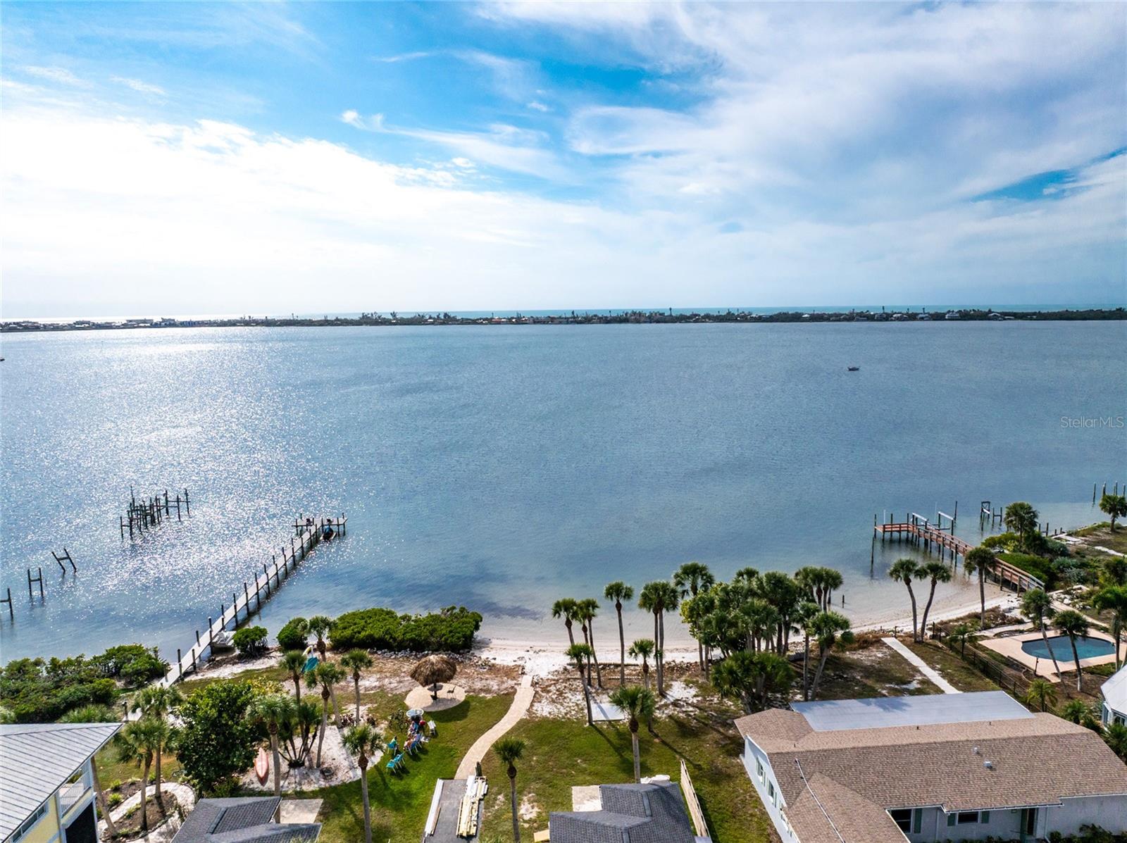 TIKI ON THE BAY - Residential