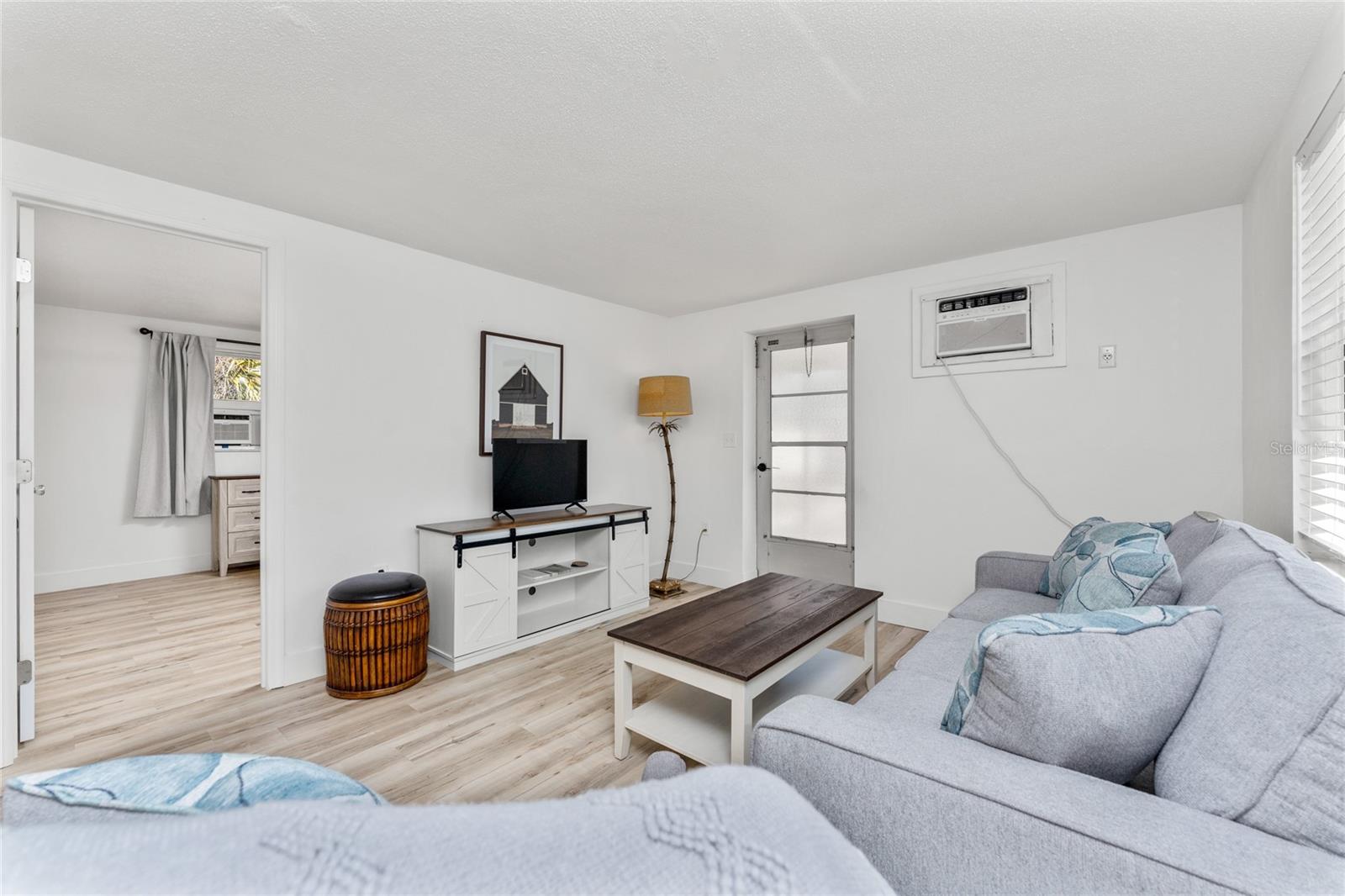 TIKI ON THE BAY - Residential