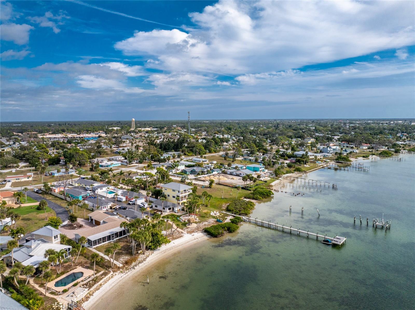 TIKI ON THE BAY - Residential