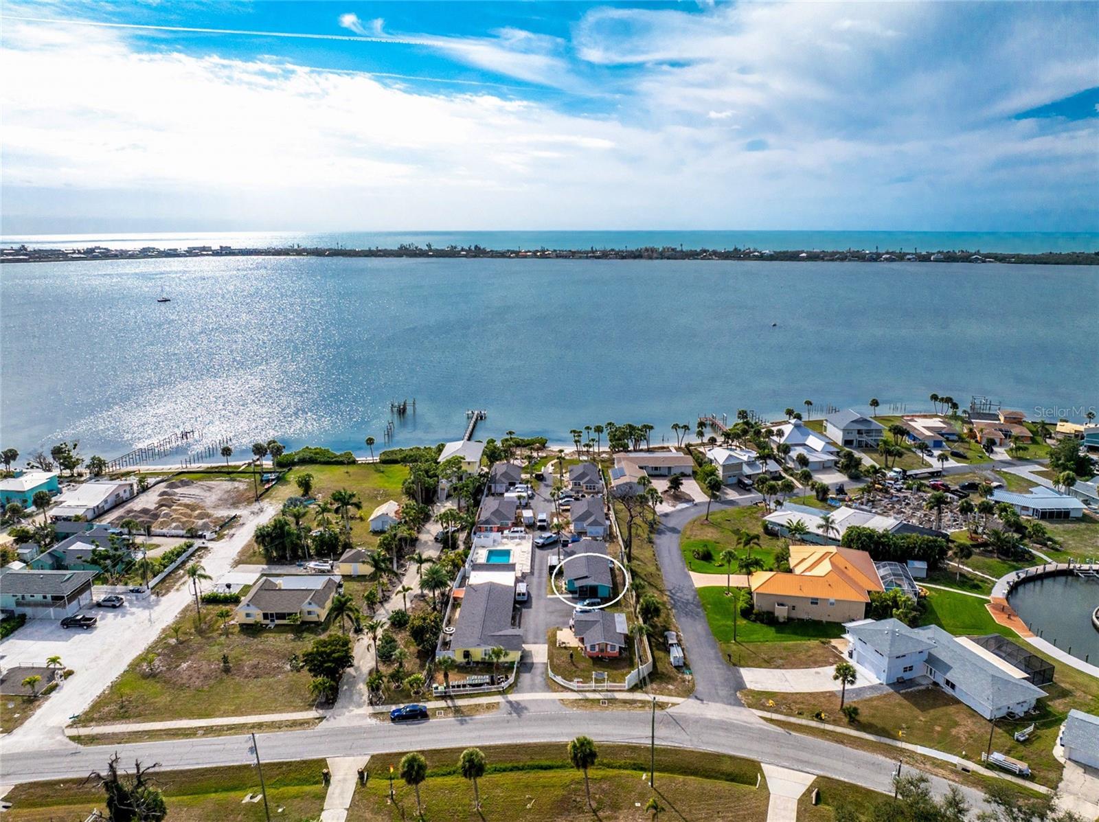 TIKI ON THE BAY - Residential