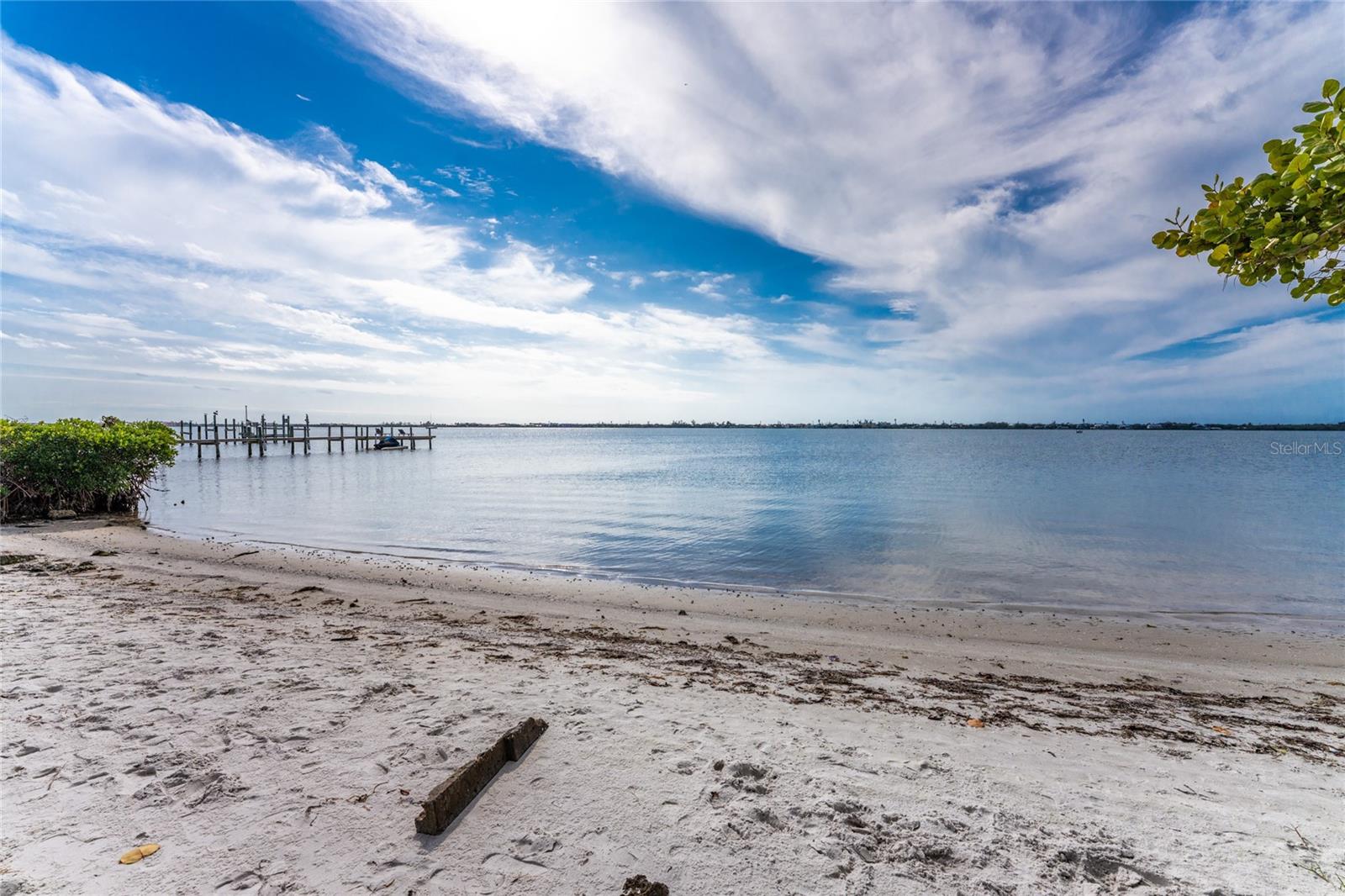 TIKI ON THE BAY - Residential