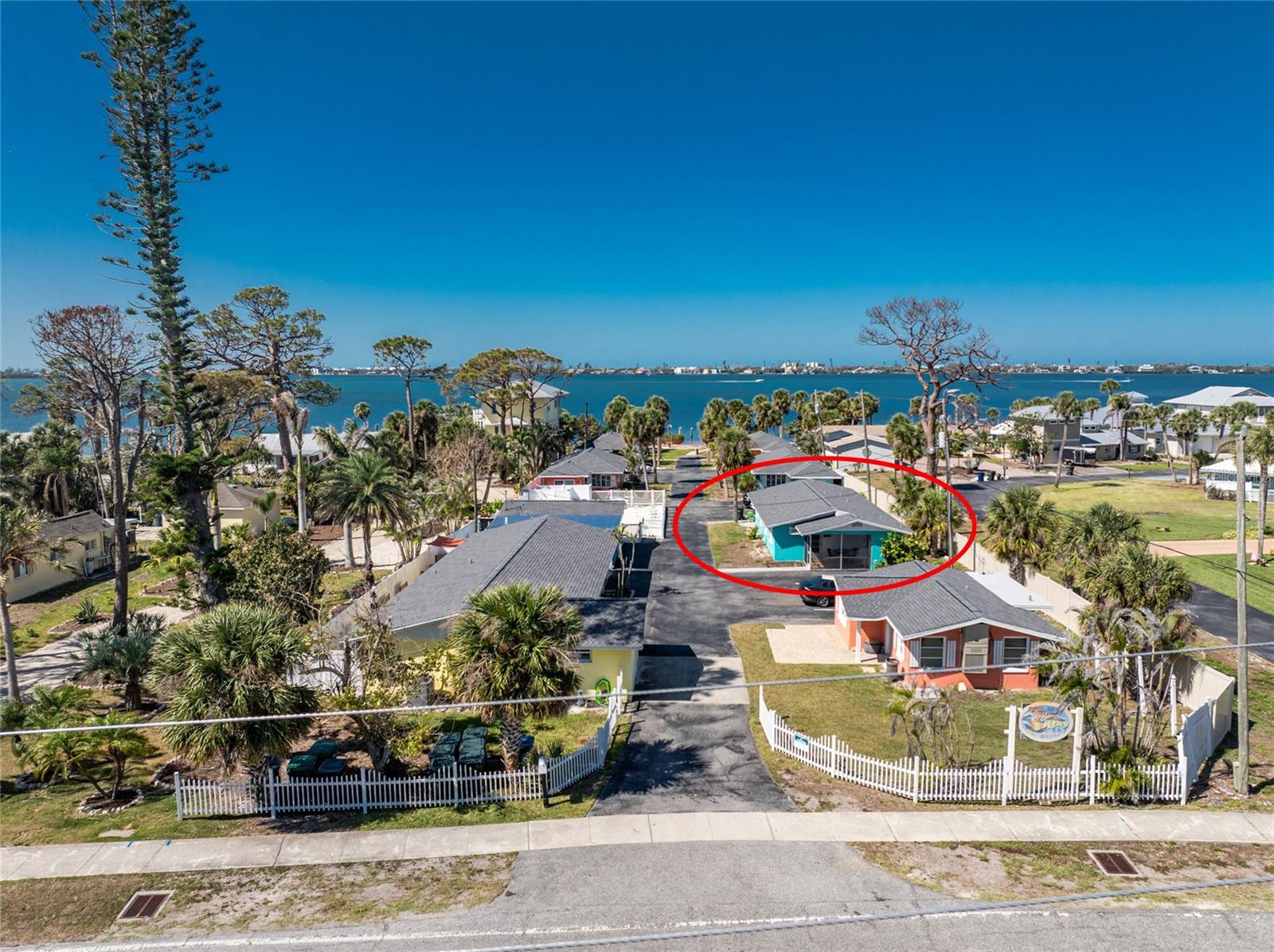 TIKI ON THE BAY - Residential