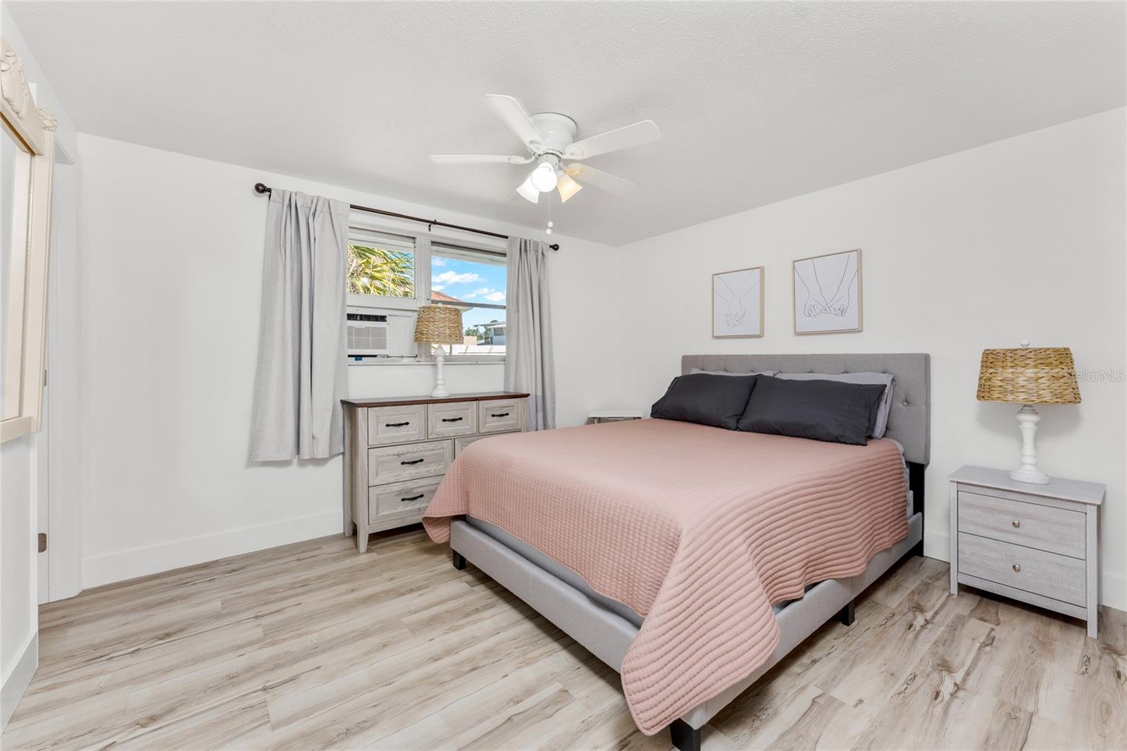 TIKI ON THE BAY - Residential