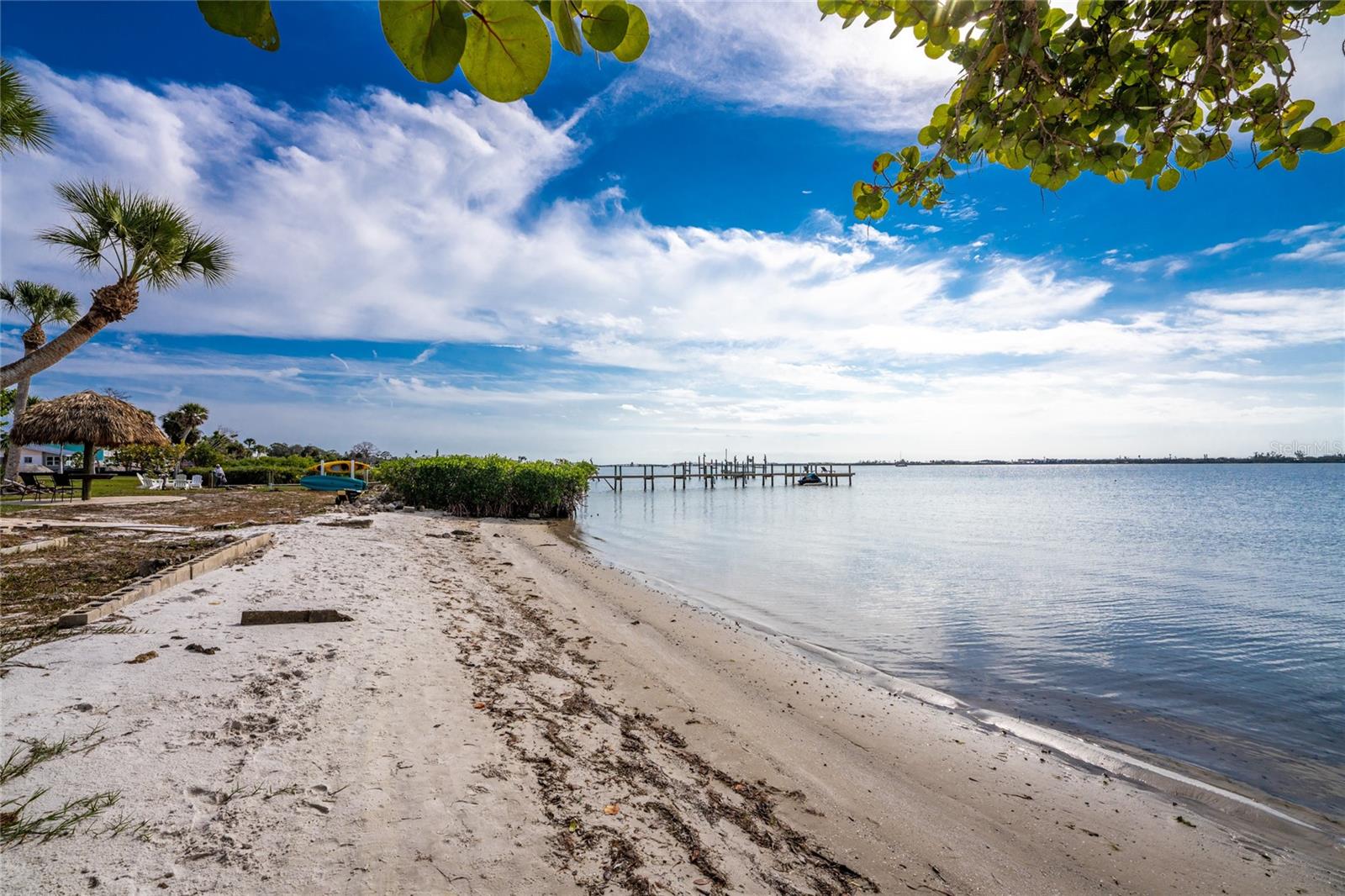 TIKI ON THE BAY - Residential