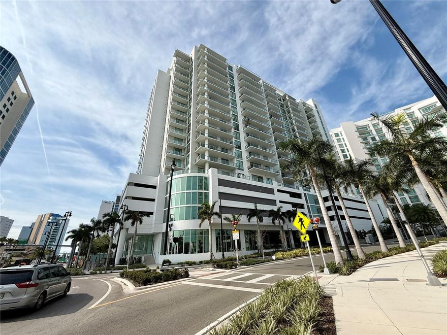 Welcome to your new home in vibrant Sarasota Downtown! Live your condo lifestyle to the fullest at BAYSO. This Fully TURNKEY 2-bedroom  3bath+ den residence, offers stunning views of the city skyline of Sarasota Bay. Enjoy an open floor plan with 10-foot ceilings, floor-to-ceiling impact-rated windows and sliding doors. The home is tastefully furnished with everything you need to live, not only comfortably, but luxuriously. Just grab your personal items and you are ready to move in! The In-unit Laundry room with top line washer and dryer is an added bonus.In addition, this gorgeous condo comes with 2 assigned parking spaces and storage unit! 24/7 front desk attendants, and access-controlled entry make it a truly secure home. It's a Florida-resort style living to the fullest. This luxurious tower is perfect for those looking for a walkable lifestyle. You are surrounded by a vibrant arts and entertainment scene. In the heart of downtown Sarasota and all it has from Shopping, Dining, Partying, Boating, City Tours and much more! Close to Lido beach, Saint Armands circle and all the shopping,and additional benefits that come with it. Call today for a private showing!
