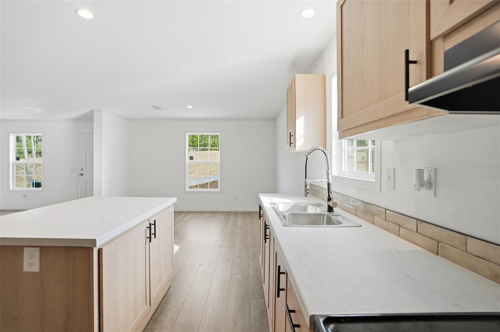 DEER HAVEN ESTATE UNREC - Residential