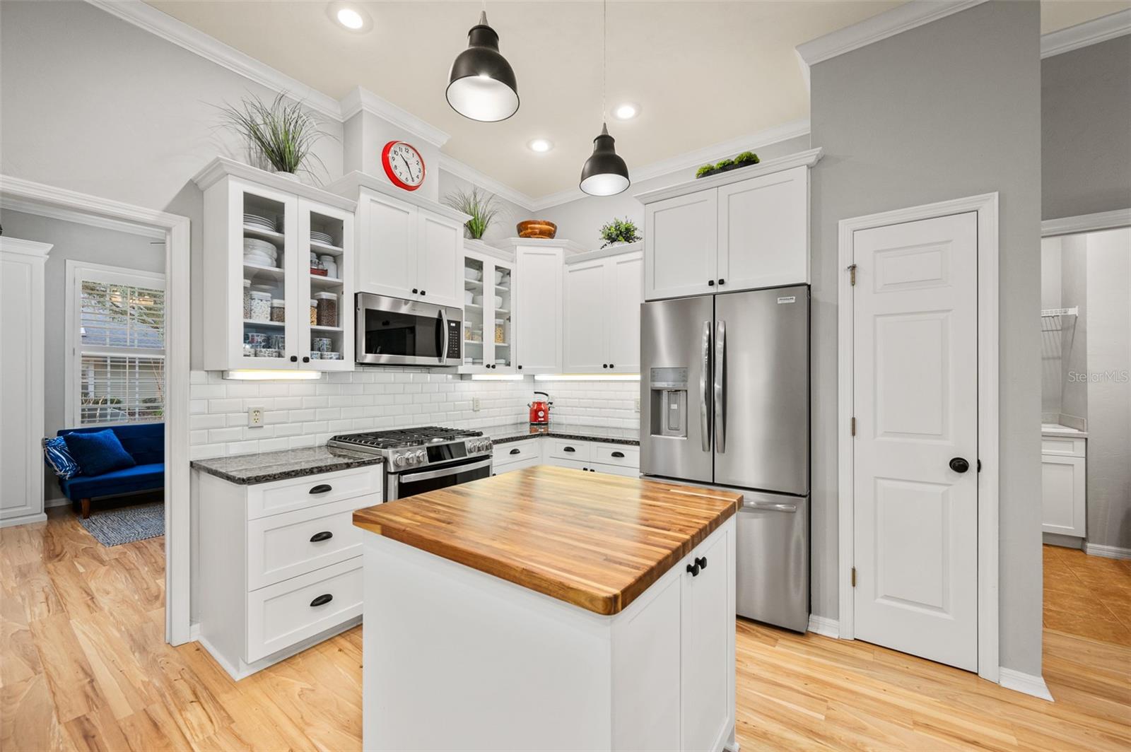 ELOISE GARDENS PH 1 - Residential