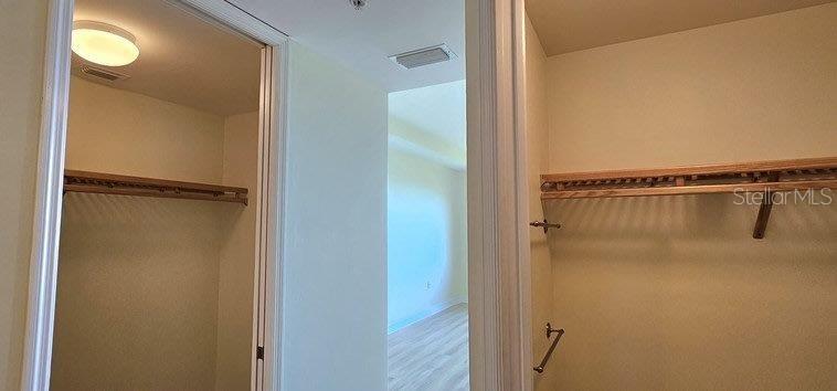 BELLA LAGO/VIVANTE XXI - Residential Lease