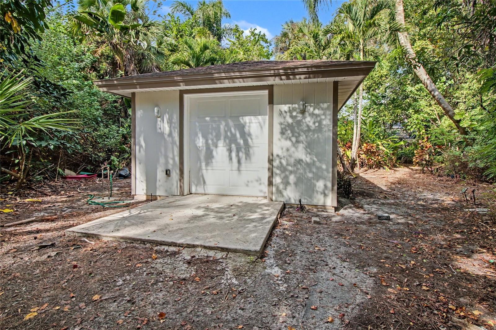 GOLDEN GATE ESTATE UNIT 34 - Residential