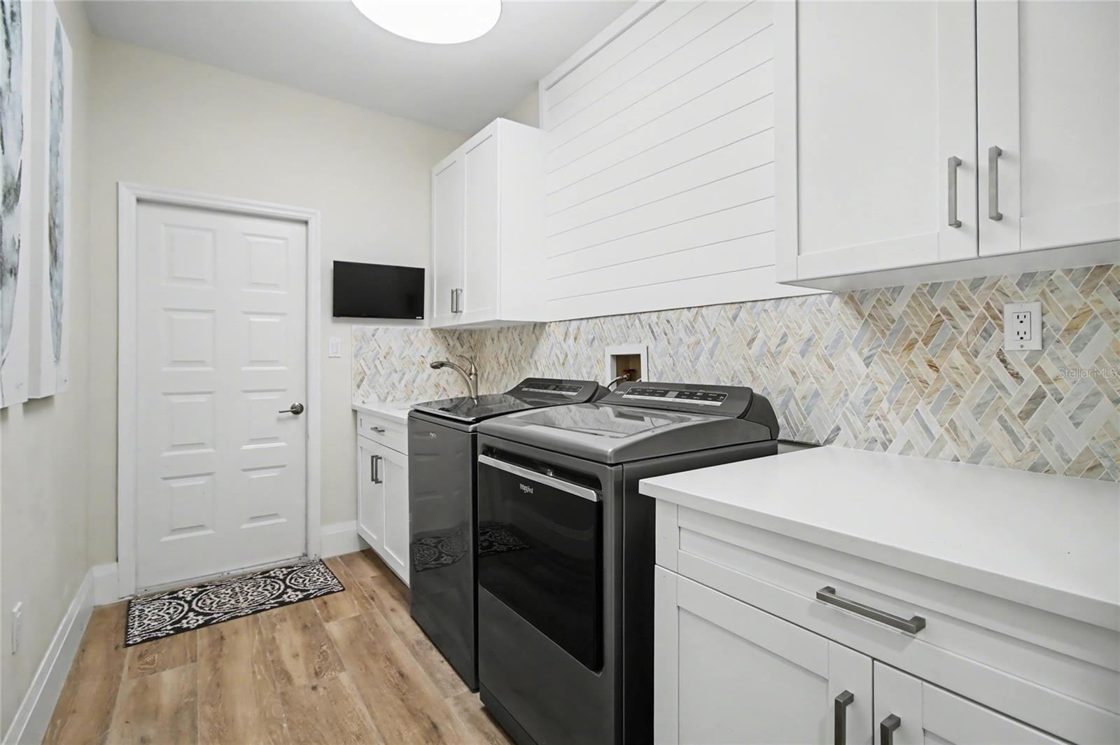 GOLDEN GATE ESTATE UNIT 34 - Residential