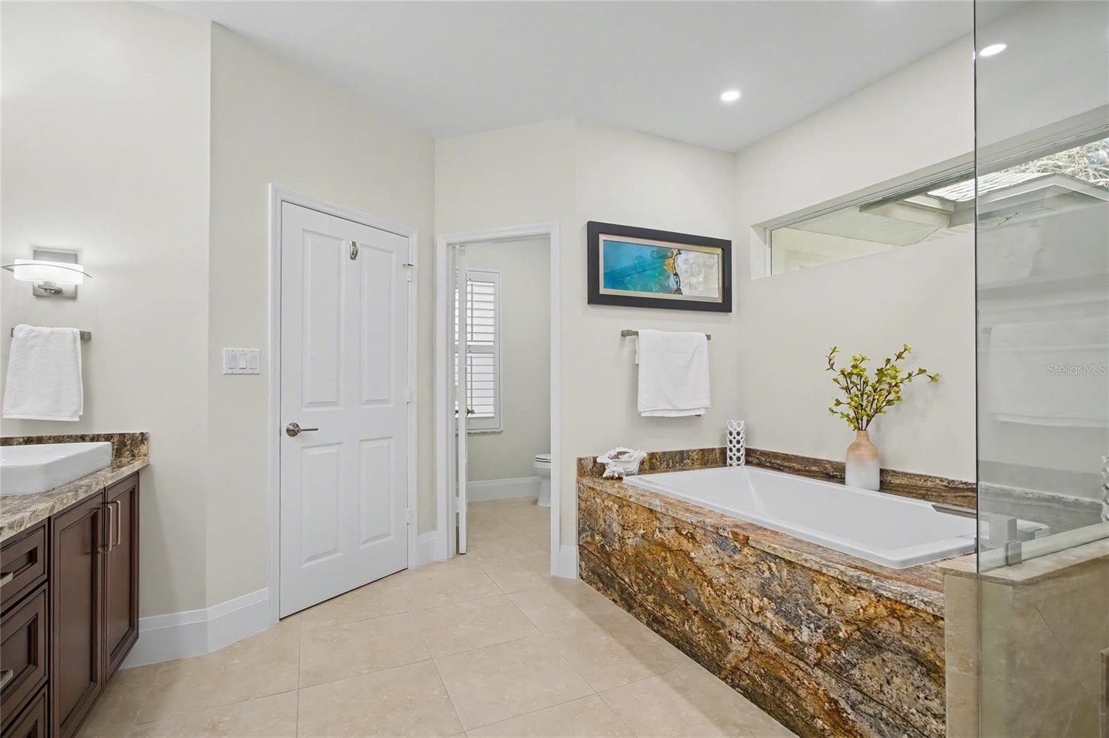 GOLDEN GATE ESTATE UNIT 34 - Residential