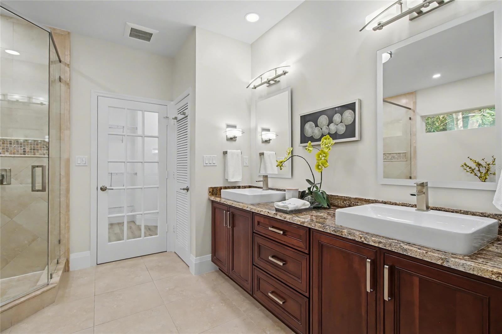 GOLDEN GATE ESTATE UNIT 34 - Residential