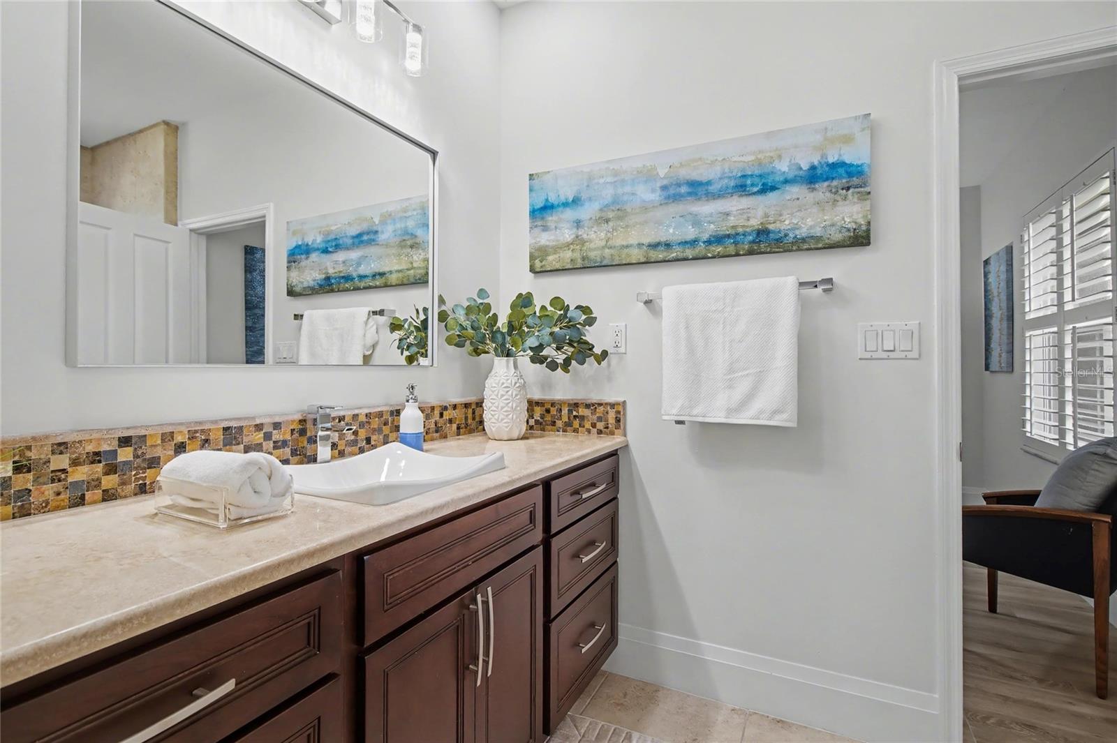 GOLDEN GATE ESTATE UNIT 34 - Residential