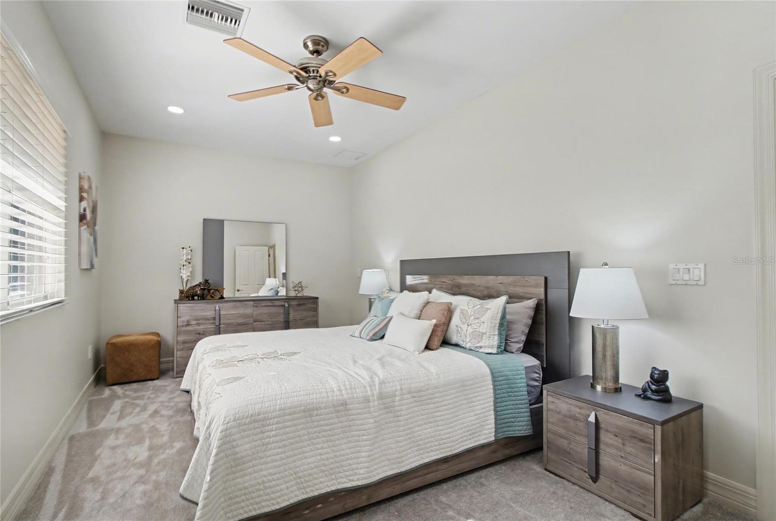 GOLDEN GATE ESTATE UNIT 34 - Residential