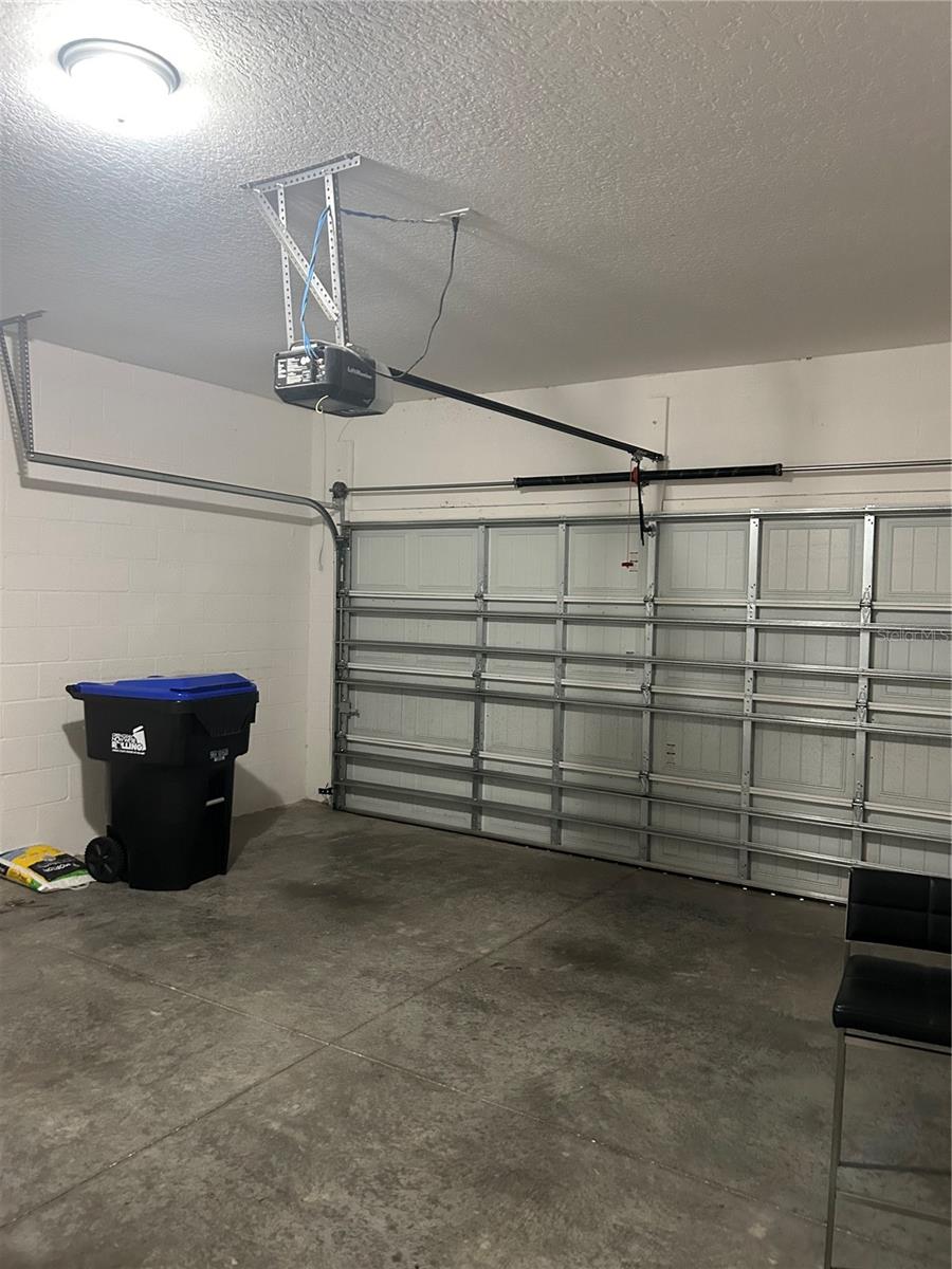 SUMMERLAKE PD PH 4A - Residential Lease