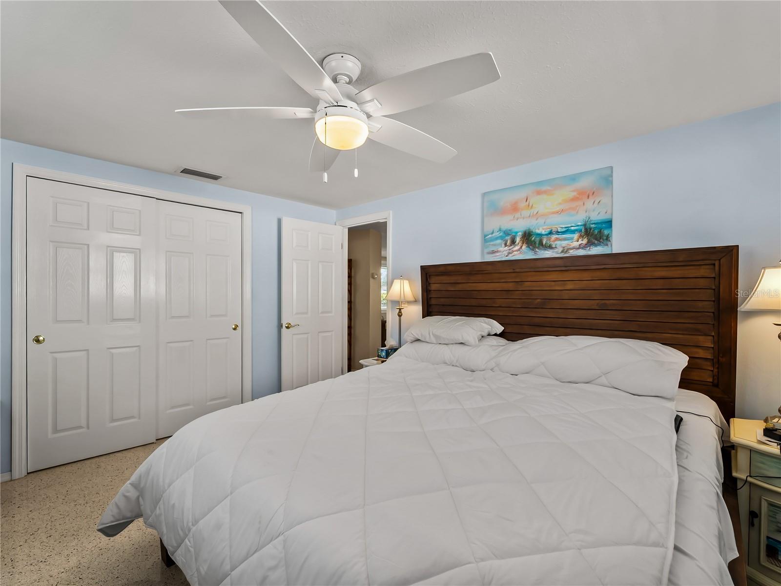 SOUTH VENICE - Residential