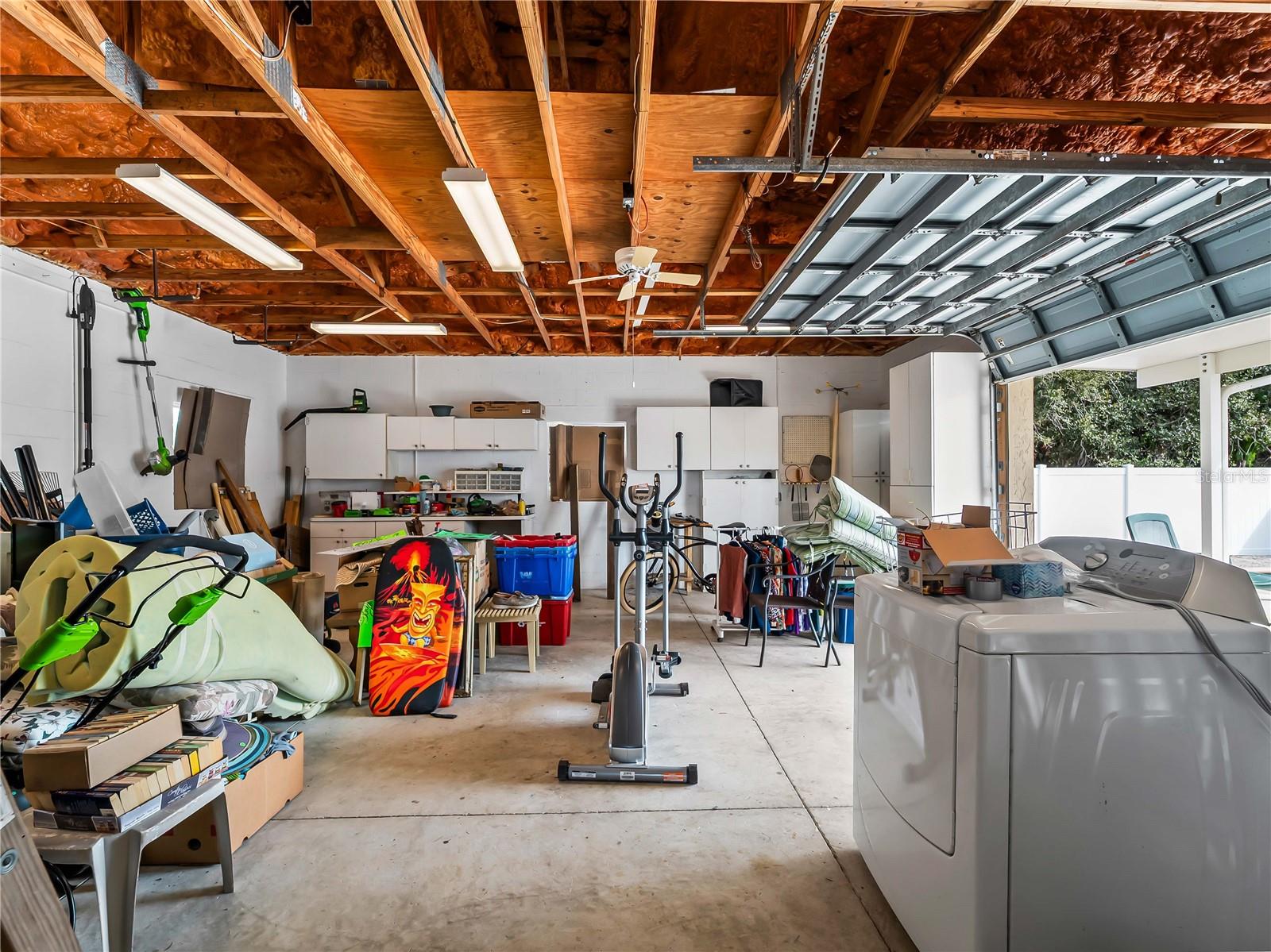 SOUTH VENICE - Residential