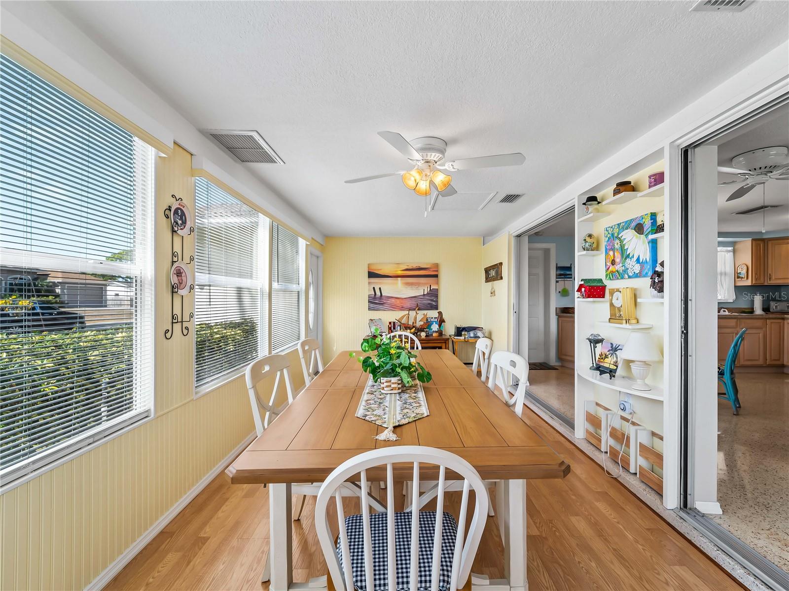 SOUTH VENICE - Residential