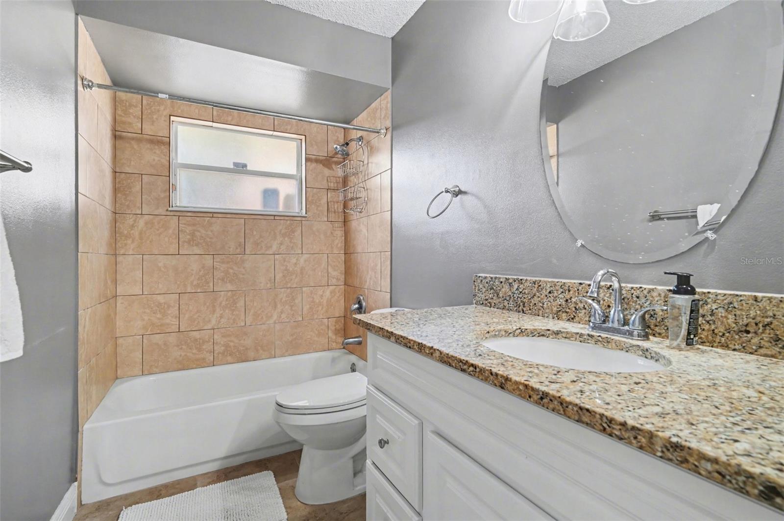 DELTONA - Residential