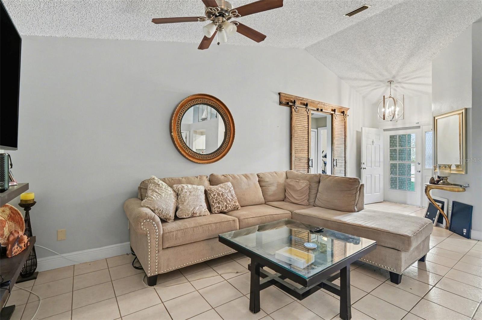 DELTONA - Residential