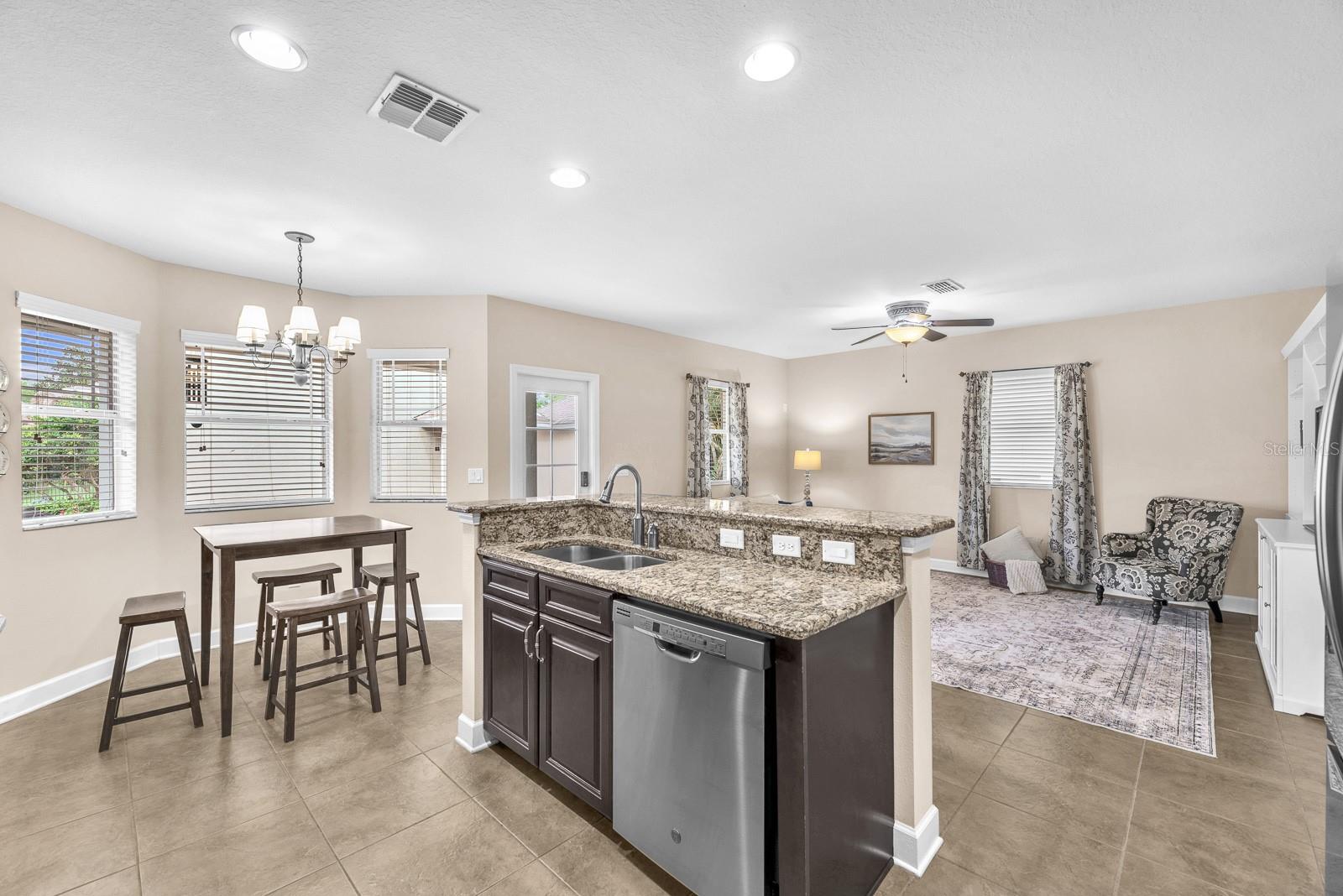 FISHHAWK RANCH TOWNCENTER PHAS - Residential