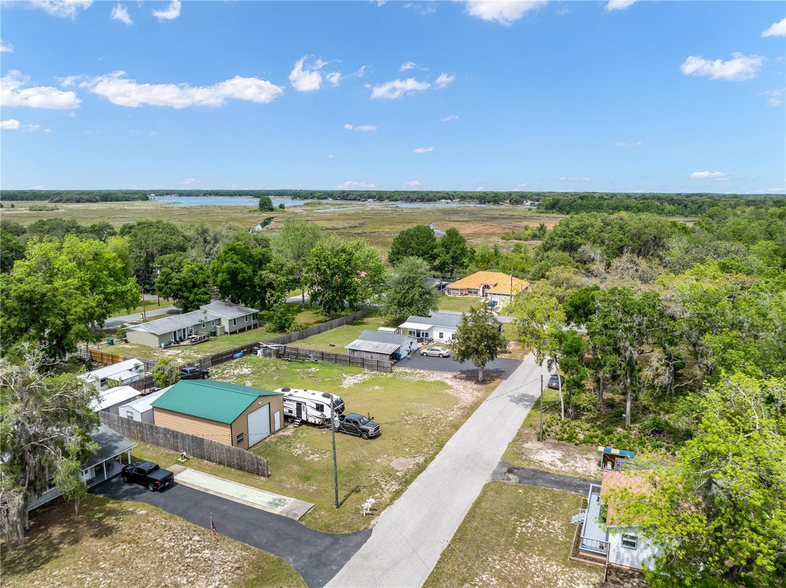 HICKORY HILL RETREATS UNIT 03 - Residential