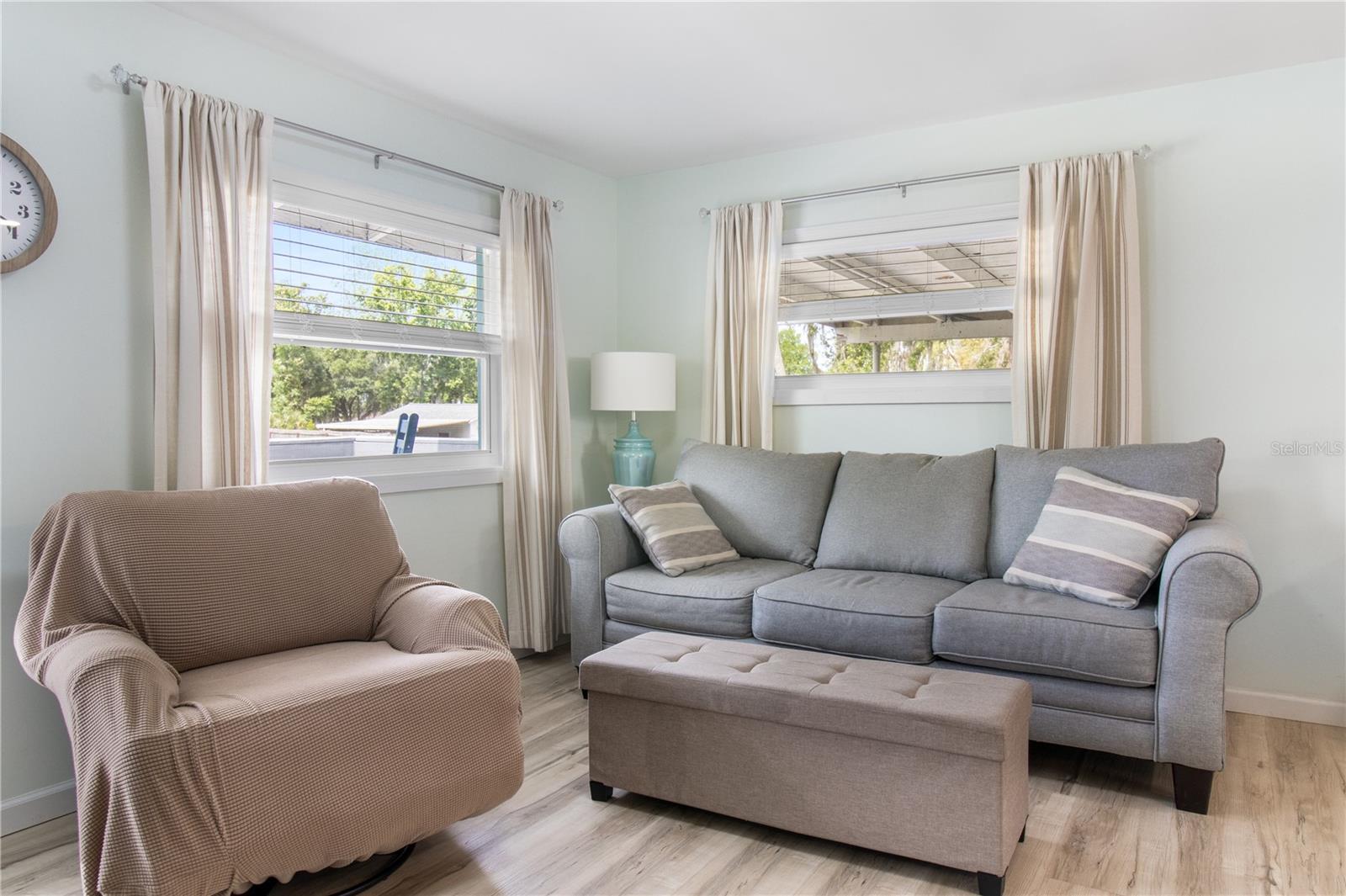 HICKORY HILL RETREATS UNIT 03 - Residential