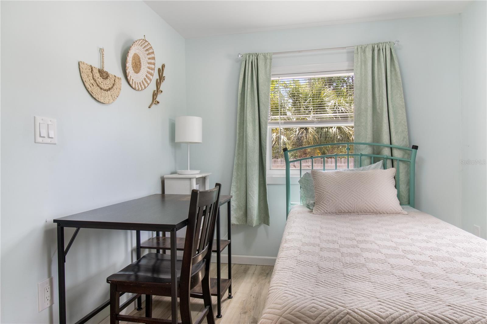 HICKORY HILL RETREATS UNIT 03 - Residential