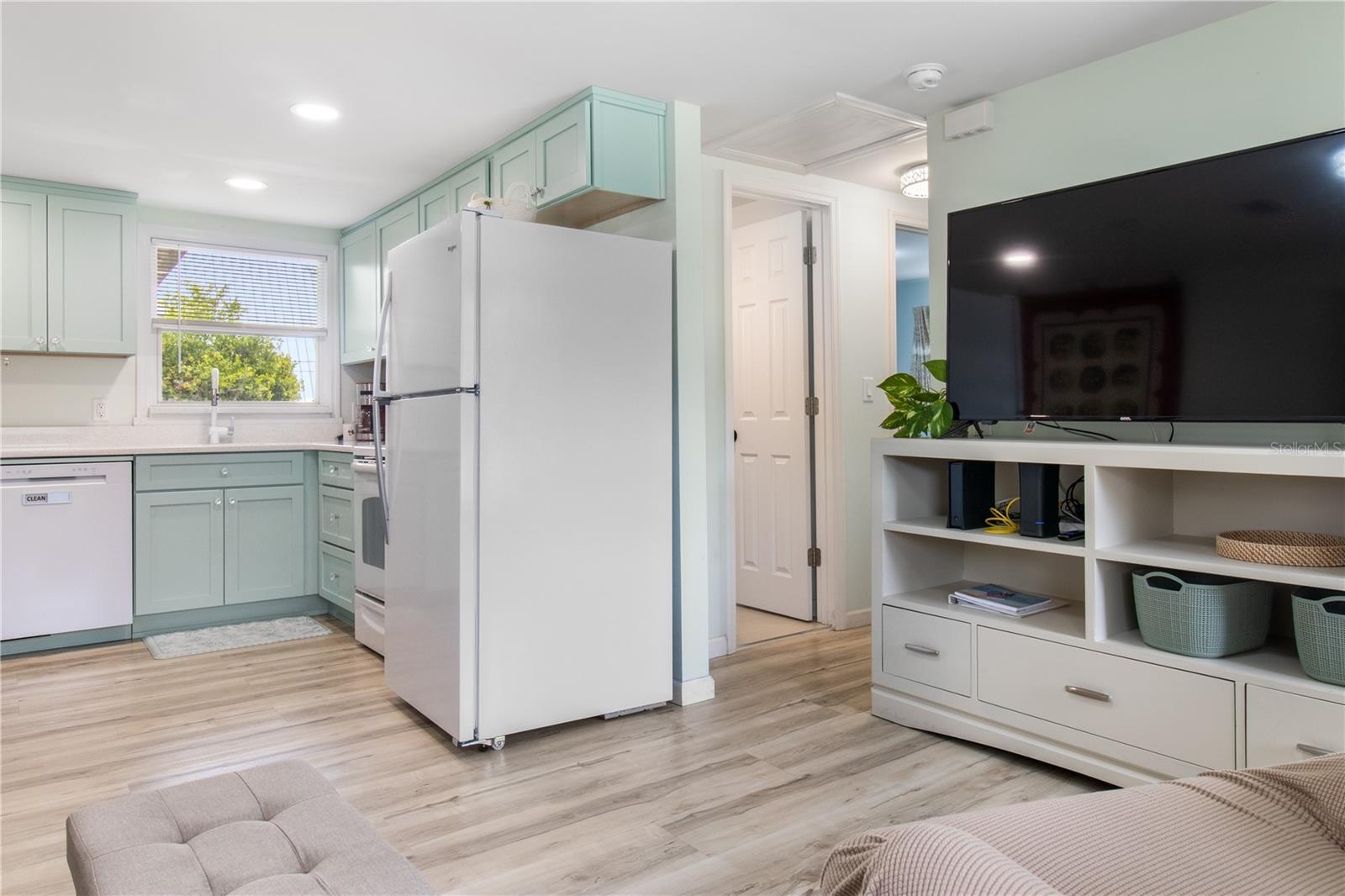 HICKORY HILL RETREATS UNIT 03 - Residential