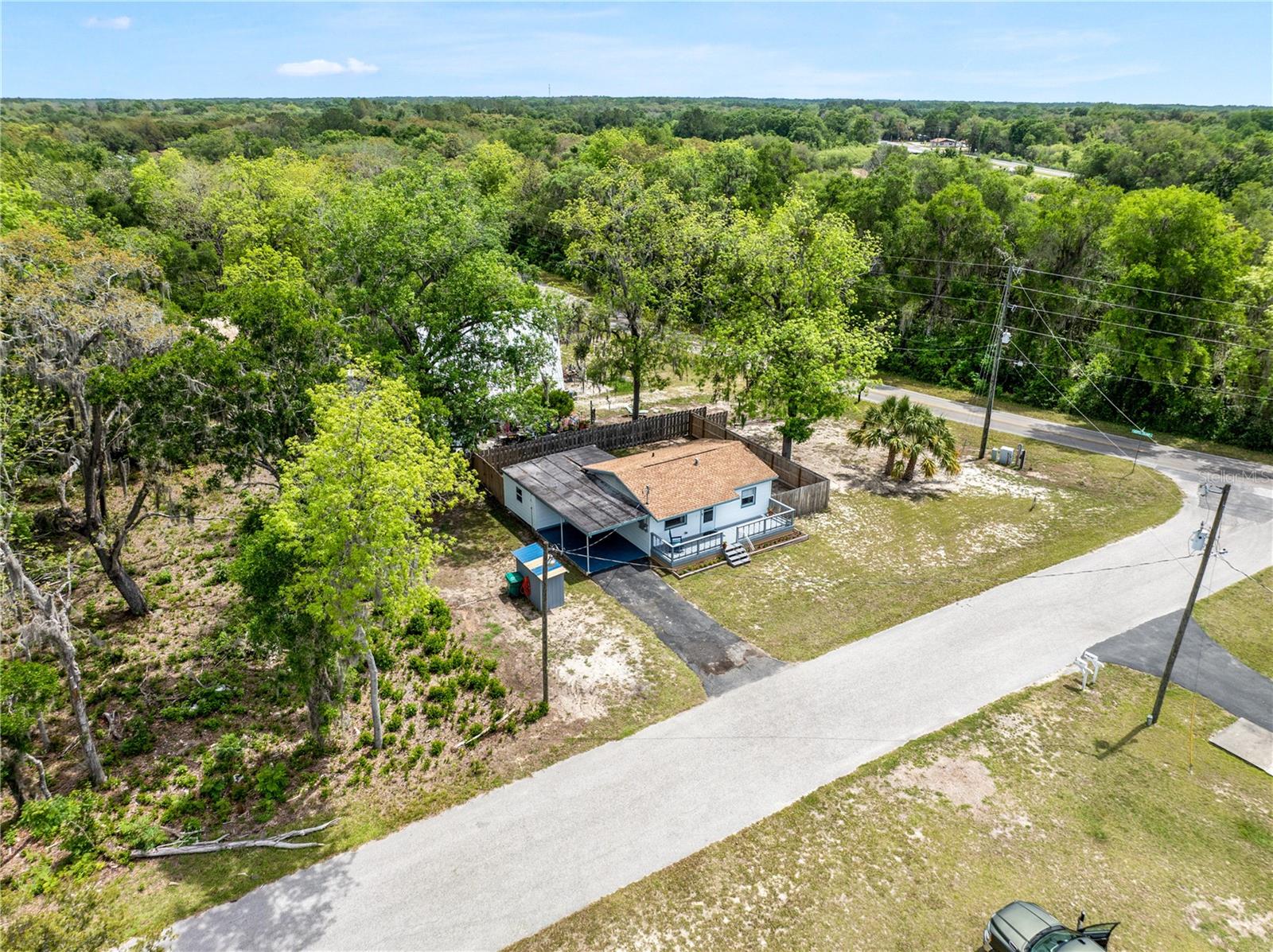 HICKORY HILL RETREATS UNIT 03 - Residential