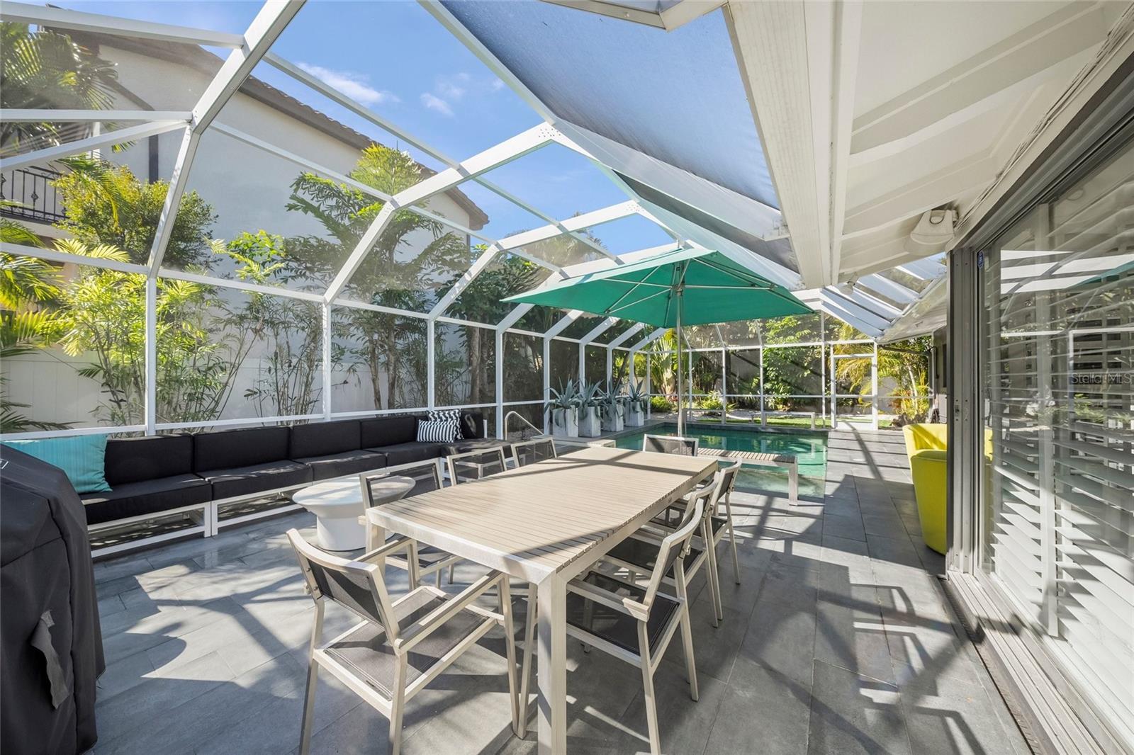 SHORELAND WOODS - Residential