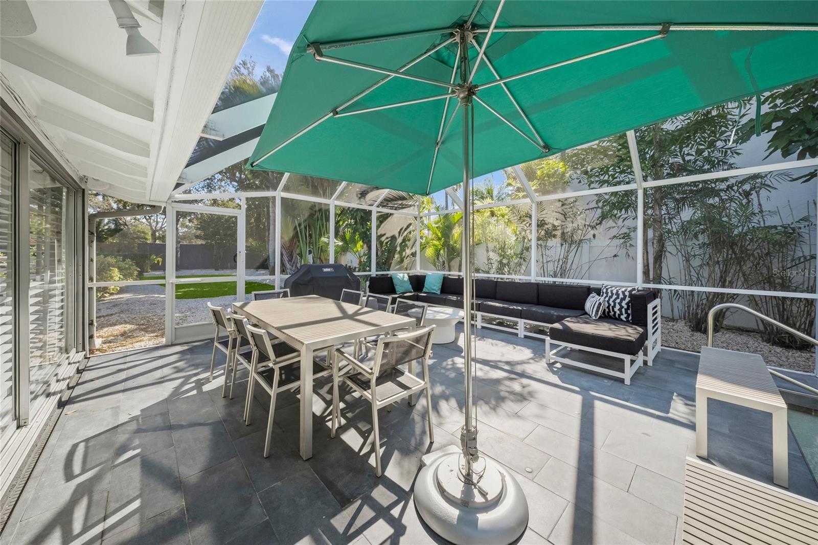 SHORELAND WOODS - Residential