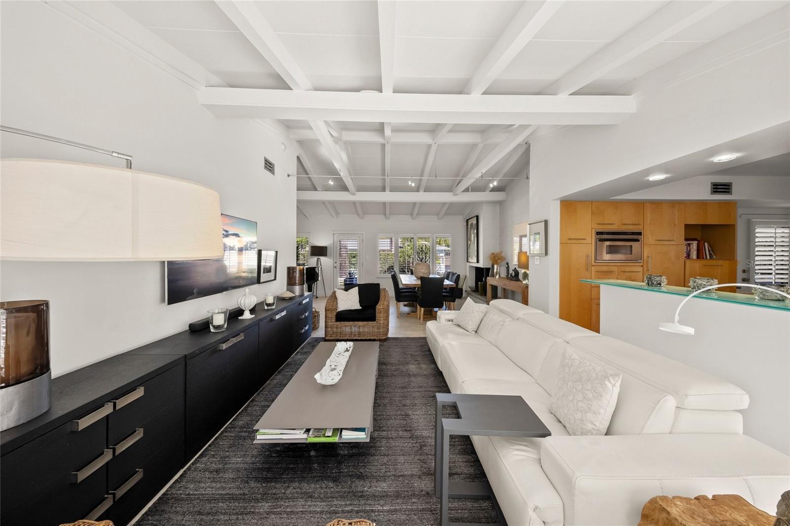 SHORELAND WOODS - Residential