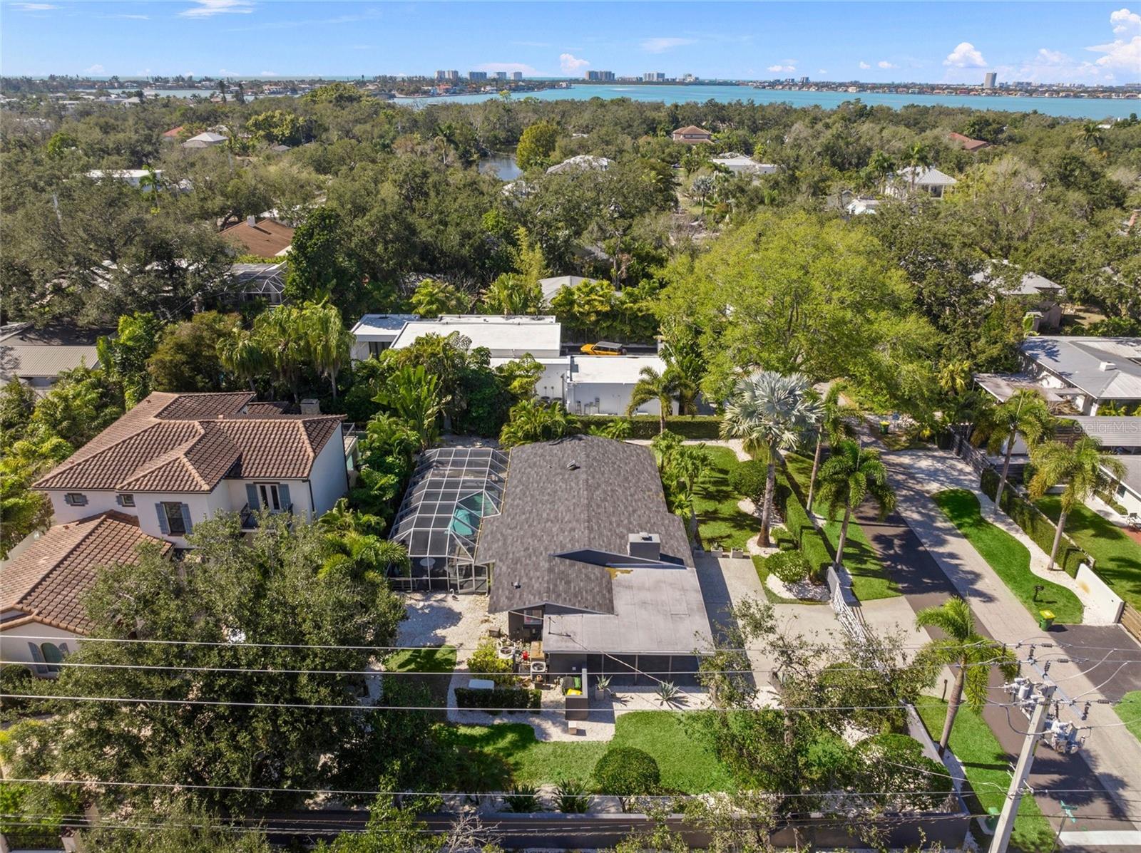 SHORELAND WOODS - Residential