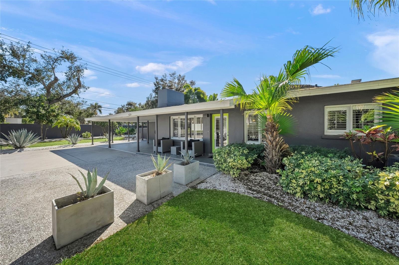 SHORELAND WOODS - Residential