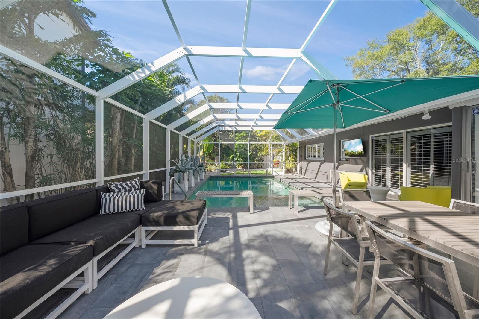 SHORELAND WOODS - Residential