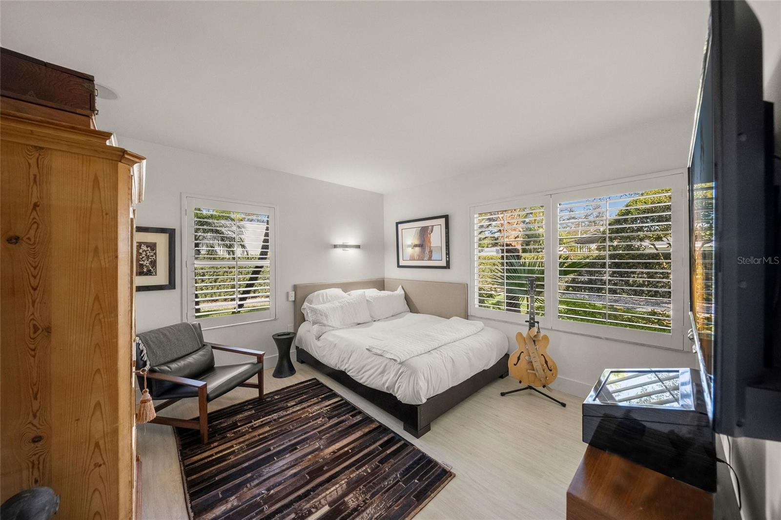 SHORELAND WOODS - Residential